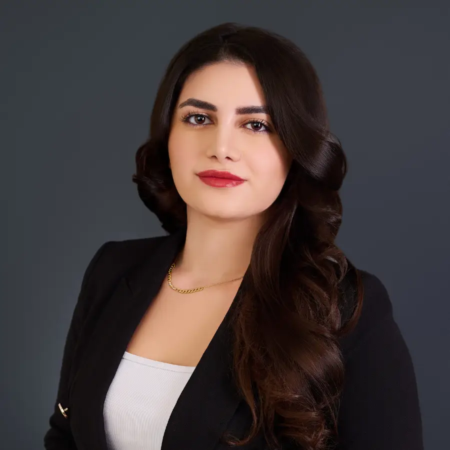 Headshot Elissa Ismail